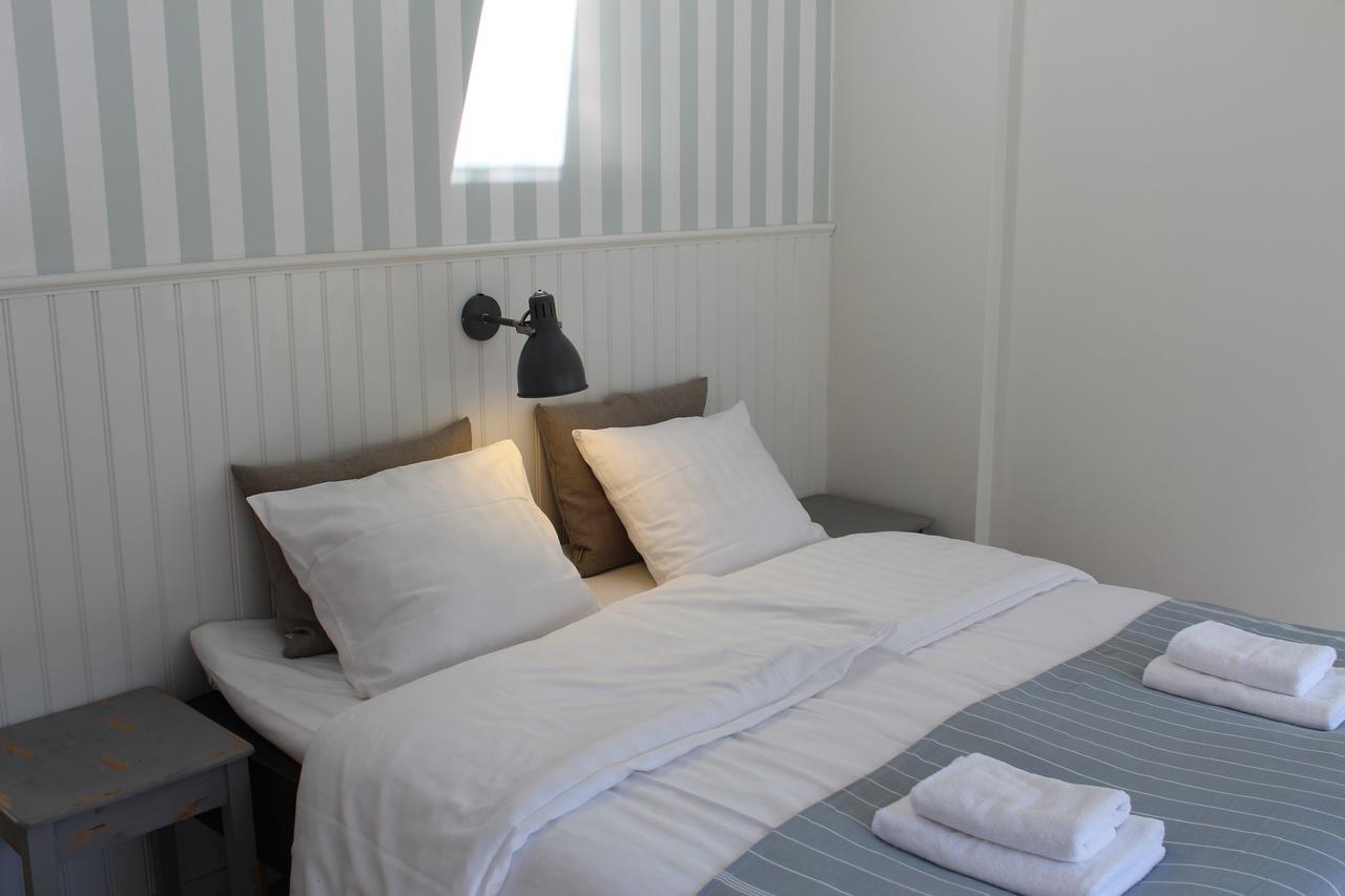 Hotel Pa Torvet Ærøskøbing Exteriör bild