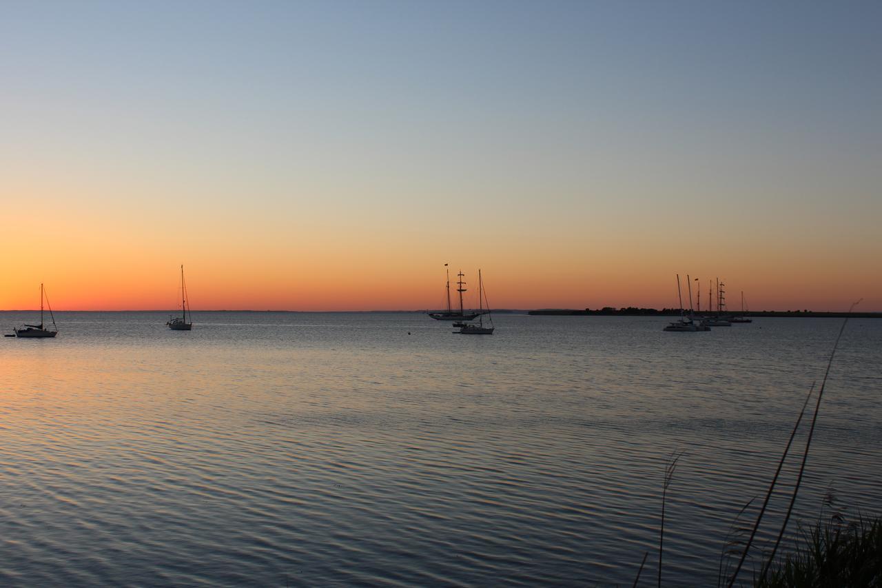 Hotel Pa Torvet Ærøskøbing Exteriör bild
